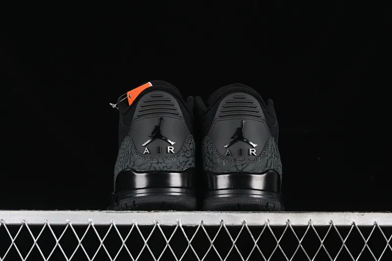All Categories Air Jordan Jordan Series Basketball Shoes Air Jordan 3 Air Jordan 3 Retro AJ3 Joe 3 Midnight Black Retro Basketball Shoes CT8532-001